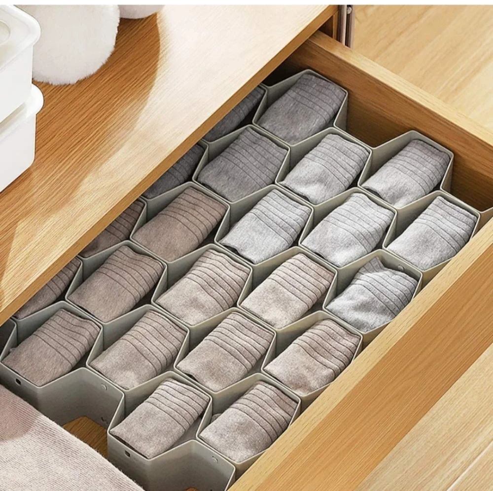 NWT TWO sets of Honeycomb Drawer Organizer Plastic Partition Cabinet Cla…